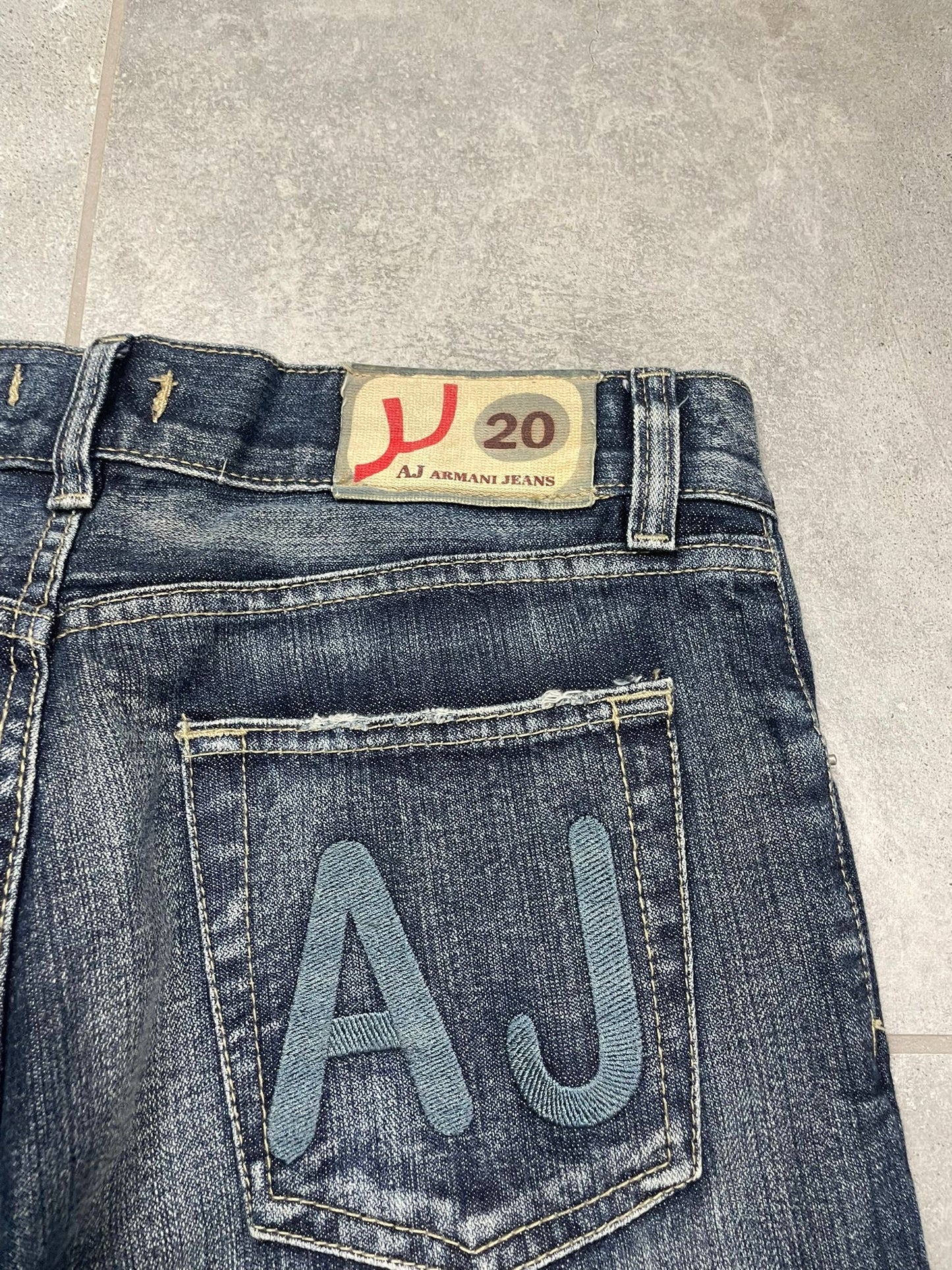 Armani Jeans (M)